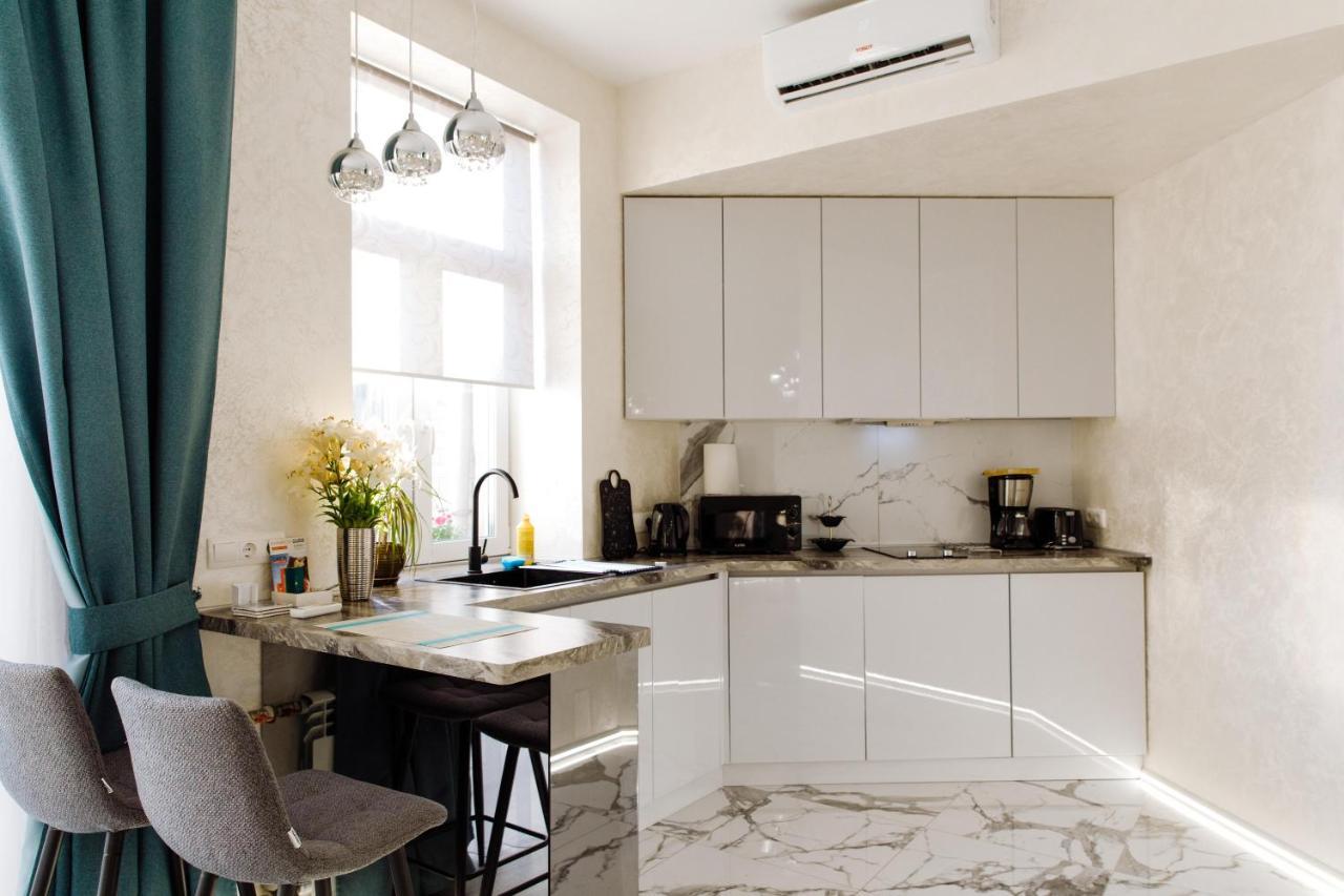 Panorama Luxury In The House With A Spire, A Historical Building In The Centre Daire *